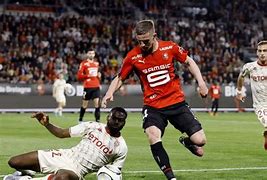 摩纳哥客场大胜，赛季表现逐渐回暖