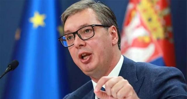 Ning在塞尔维亚队比赛中战术调整，赛况扑朔迷离引发热议！